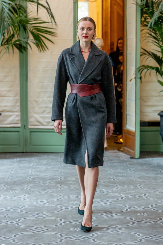 Twisted Belt in red Blood