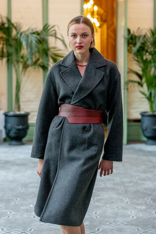 Twisted Belt in red Blood